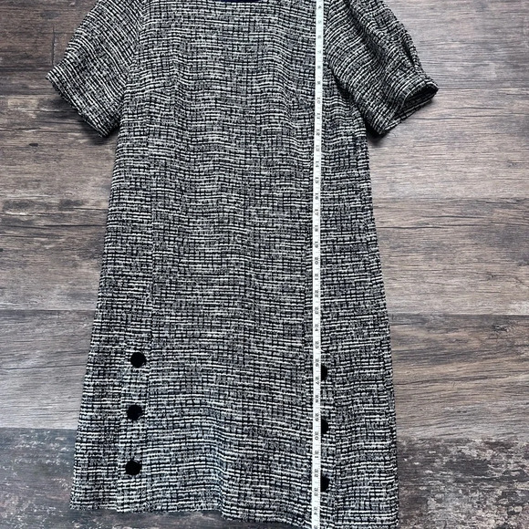 LOFT Black and White Sheath Dress with Puff Sleeves and Crew Neck - Picture 3 of 9